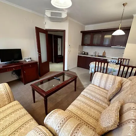 Downtown アパート *