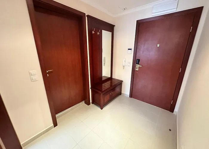 Downtown Apartment *